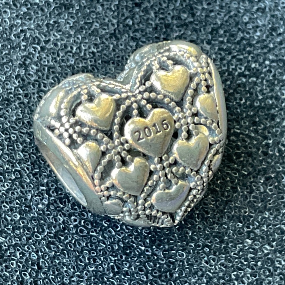 Pandora Limited Edition 2016